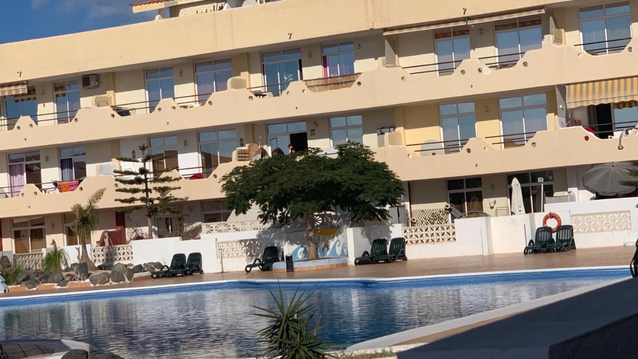 אדחה Apartamento Marina Palace Playa Paraiso מראה חיצוני תמונה