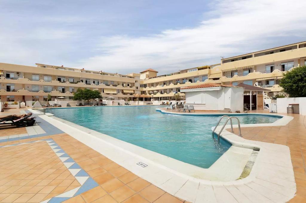 אדחה Apartamento Marina Palace Playa Paraiso מראה חיצוני תמונה